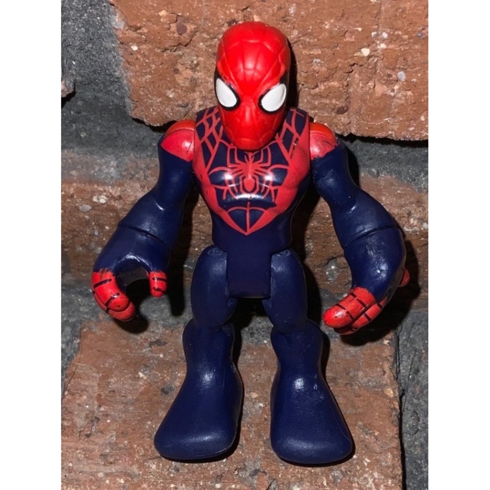 Marvel Playskool Heroes Super Hero Adventures Spider-Man Action Figure 2011 Red